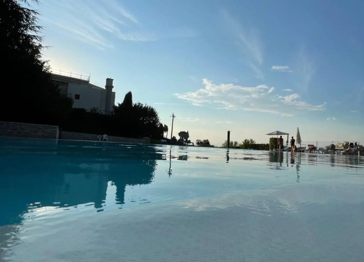 Villaggio Boschetti 10As kontakt